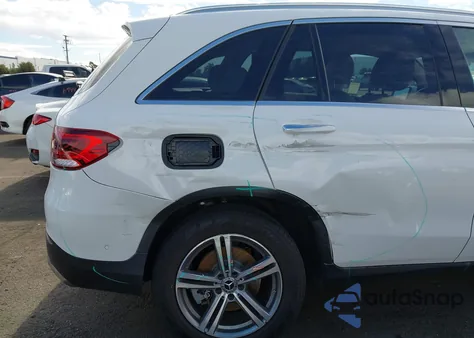 2022 Mercedes-Benz Glc 300 Suv z USA, uszkodzony, nr VIN W1N0G8DB7NV332123
